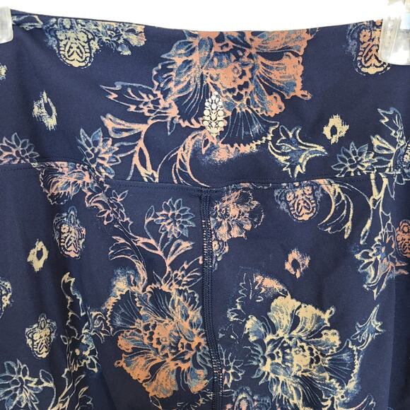 Free People Movement Womens M Navy Floral High Rise Pull On Athletic Leggings - Picture 9 of 9